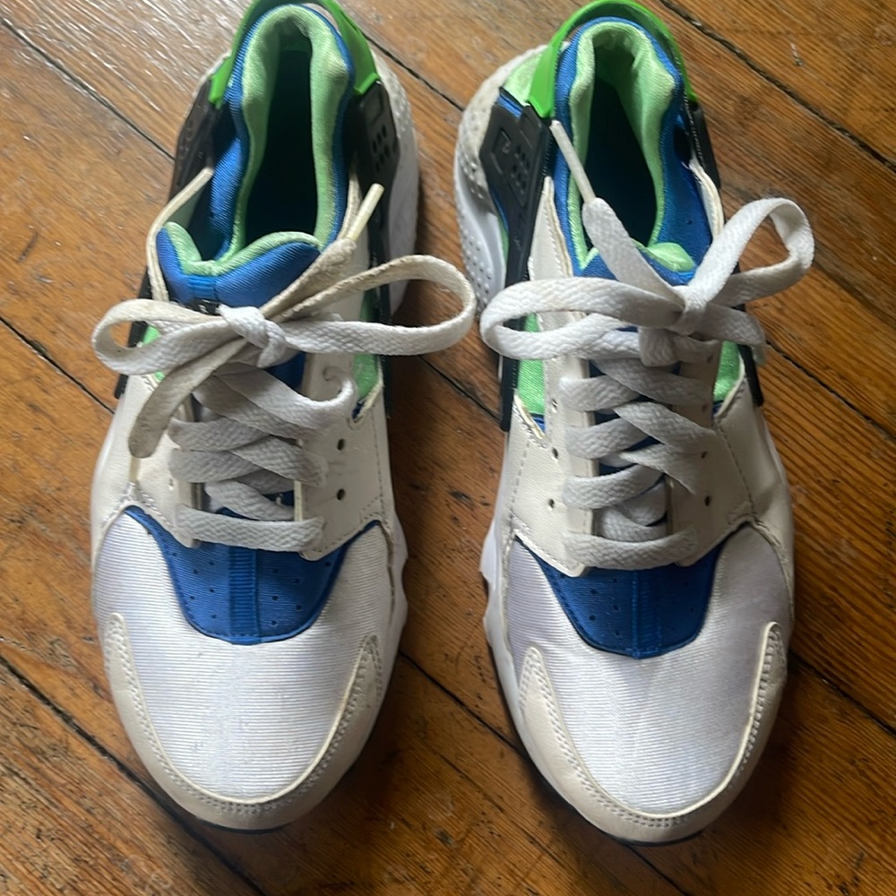 Nike youth huarache 6youth
